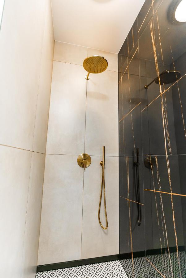 קילצה Apartament Plaza Tower 14 Pietro מראה חיצוני תמונה